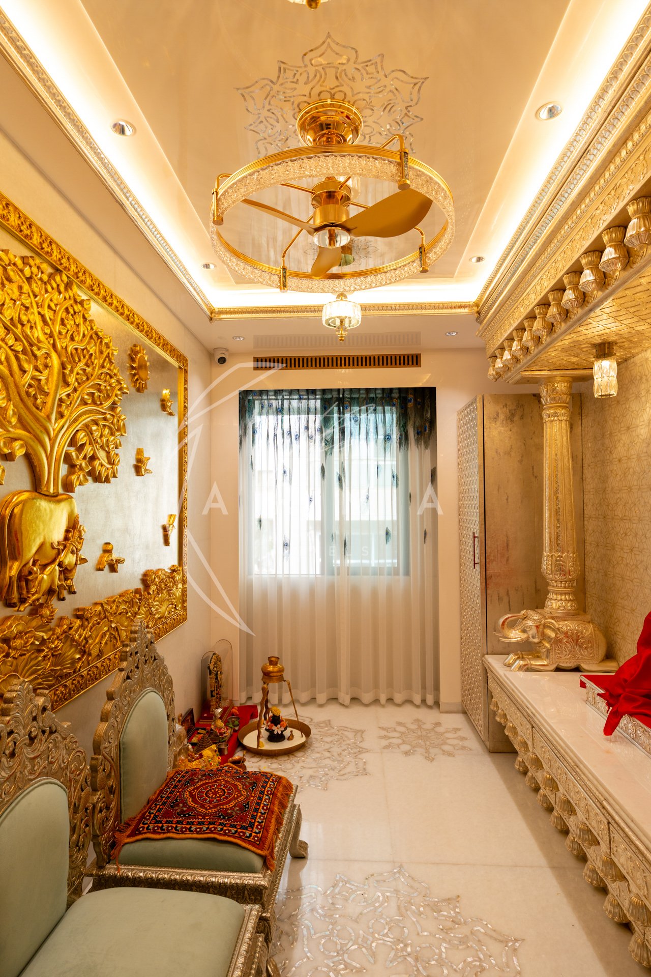 Real Estate - BIZ02452